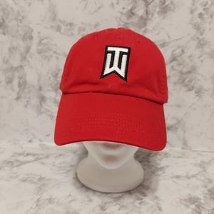 🆕️brand new with tags 2006 nike tiger woods hat